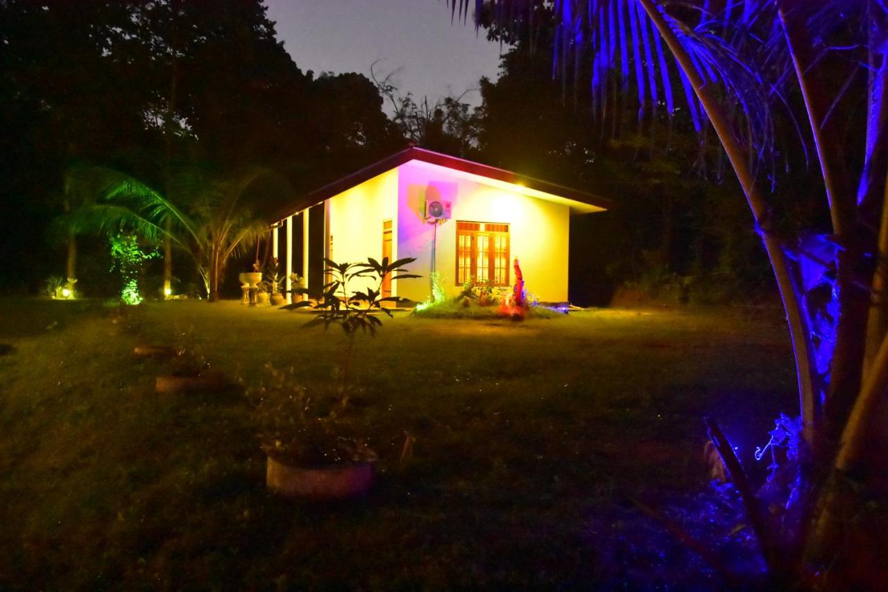Little Ele Safari Lodge Udawalawe Exterior photo